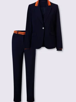 Tailleur pantalon avec col à revers et détails contrastés