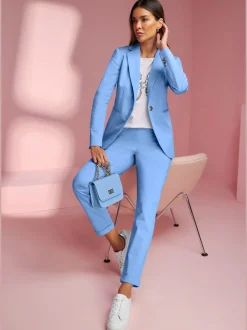 Tailleur pantalon chic avec blazer à col revers