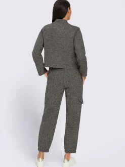 Tailleur pantalon style poivre et sel tendance