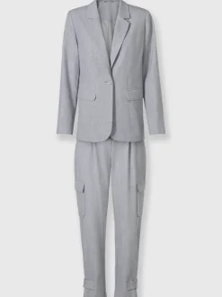 Tailleurs pantalons avec blazer col revers et poches