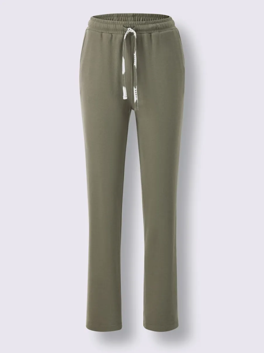 Tenue détente à motifs avec col à revers et pantalon uni