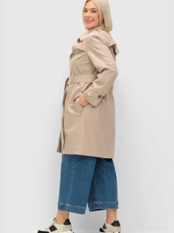 Trench-coat