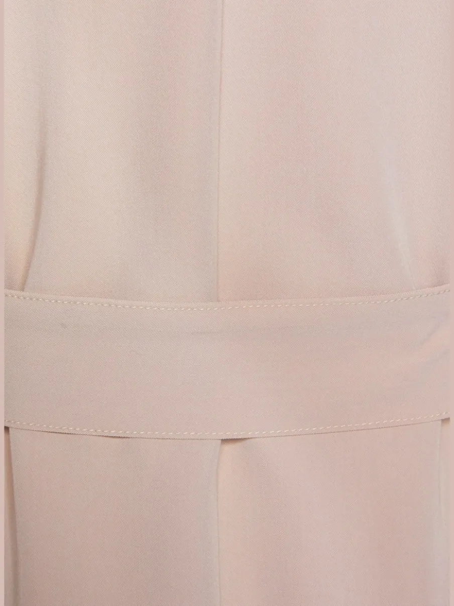 Trench-coat classique matelassé avec poches latérales et ceinture