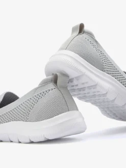Trotteurs sneakers d'été légères, confortables et faciles à enfiler