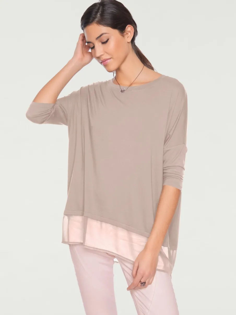 T-shirt ample fluide avec large ourlet en mousseline