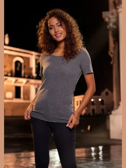 T-shirt à col rond avec bords pailletés raffinés et manches finies