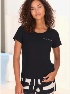 T-shirt de nuit col rond avec inscription poitrine douce