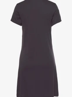 T-shirt de nuit confortable avec manches courtes et motif cœur
