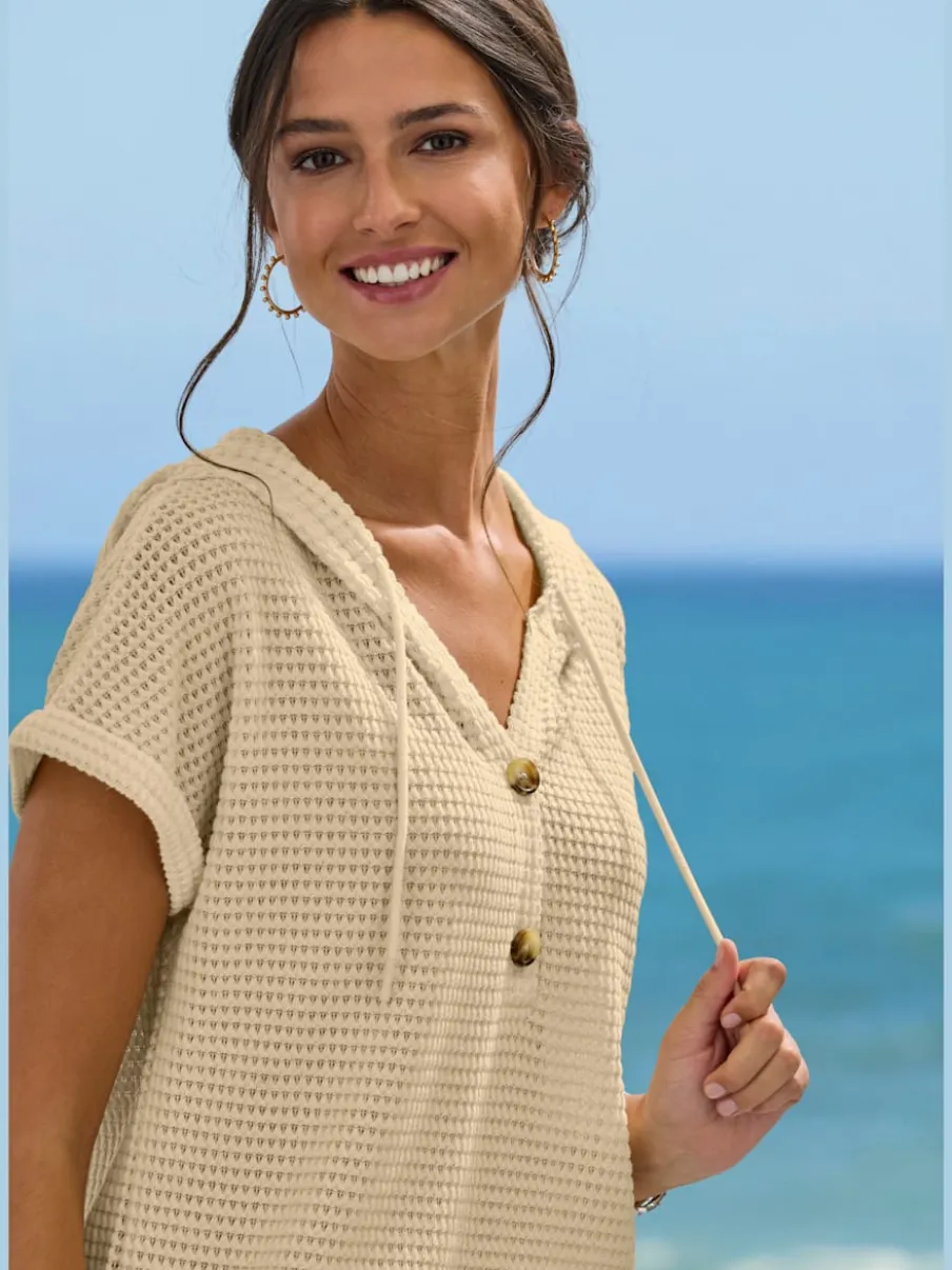 T-shirt de plage en matière gaufrée avec capuche et patte de boutonnage
