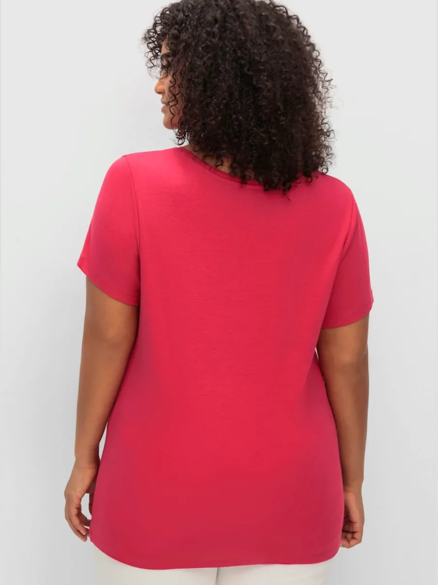 T-shirt encolure en v affinante