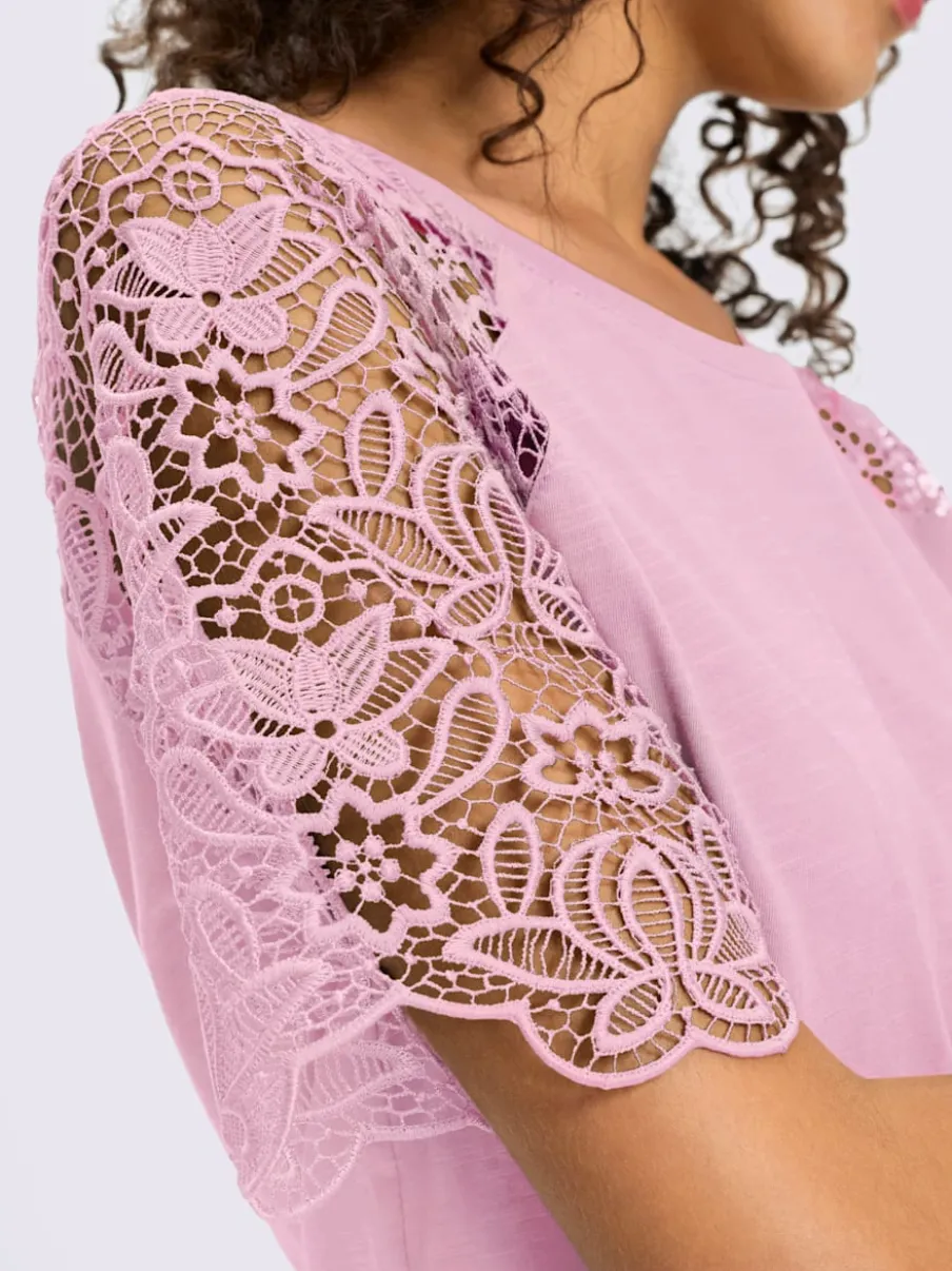 T-shirt à encolure ronde avec manches en dentelle transparente