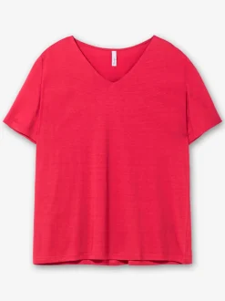 T-shirt encolure v tendance