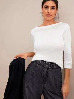 T-shirt en coton à encolure dégagée et manches 3/4