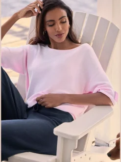 T-shirt en tricot fin à encolure en U avec manches 3/4 et petit revers