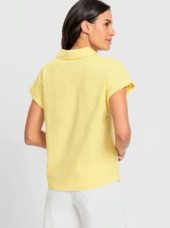 T-shirt en V avec dentelle sur col chemise