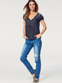 T-shirt en V avec empiècement smocké et ourlet élastiqué