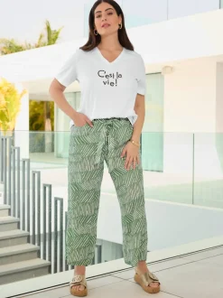T-shirt en v encolure en v flatteuse
