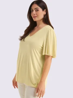 T-shirt en v manches chauve-souris affinantes
