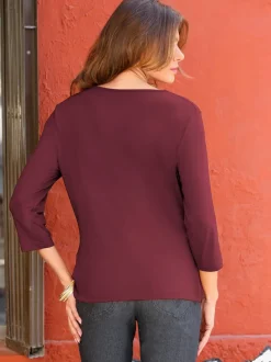 T-shirt femme avec col bénitier et manches 3/4 fluide