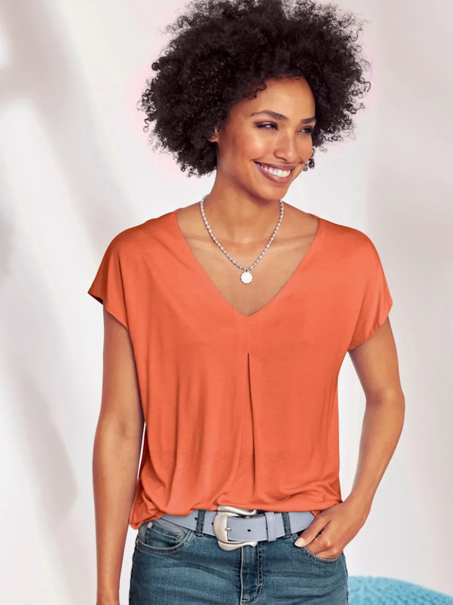 T-shirt fluide à col V et manches courtes élégantes