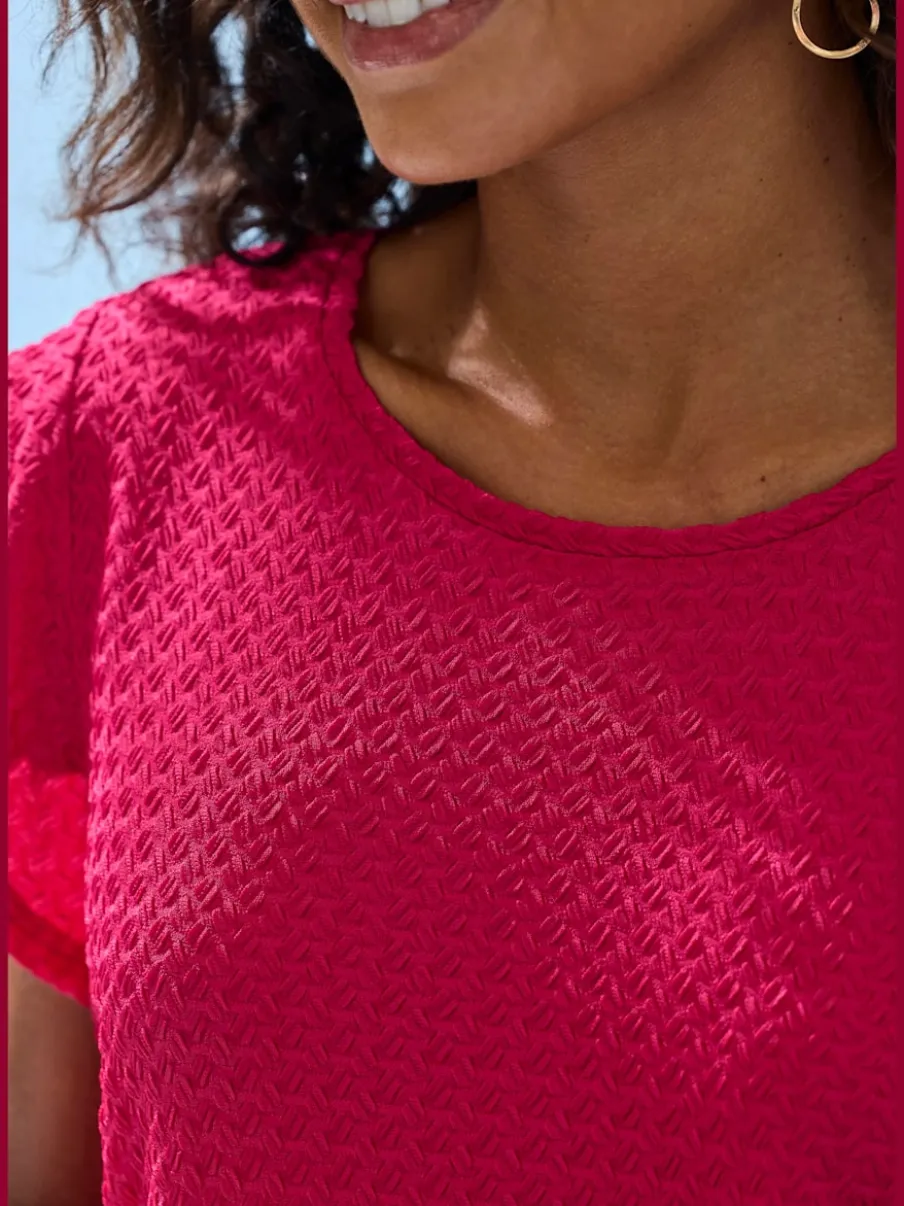 T-shirt Lascana à manches chauve-souris en polyester structuré recyclé