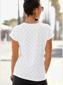 T-shirt léger à encolure ronde avec broderie ajourée et manches courtes