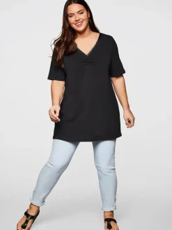 T-shirt long encolure en v affinante