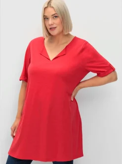T-shirt long encolure ronde fendue