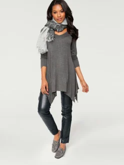 T-shirt long en V avec manches longues et finitions en pointe