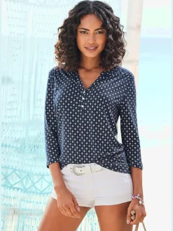T-shirt à manches 3/4 avec col en V et boutons brillants