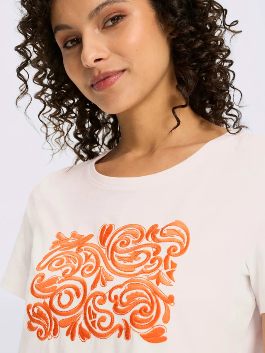 T-shirt à manches courtes avec broderie ornementale sur le devant