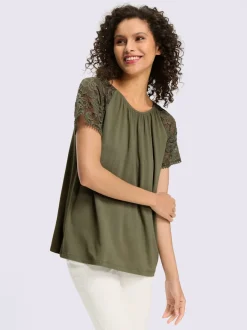 T-shirt à manches courtes avec dentelle et fronces à l'encolure