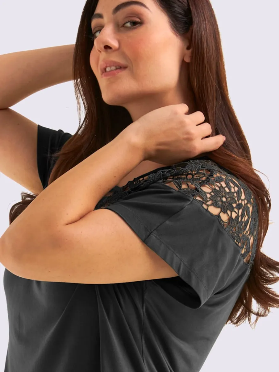 T-shirt à manches courtes empiècement en dentelle