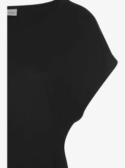 T-shirt à manches courtes encolure ronde avec forme fluide.