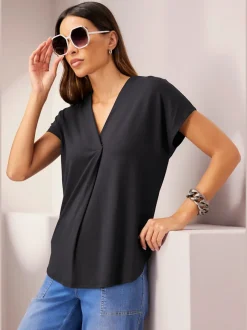 T-shirt à manches courtes encolure en V chevauchante