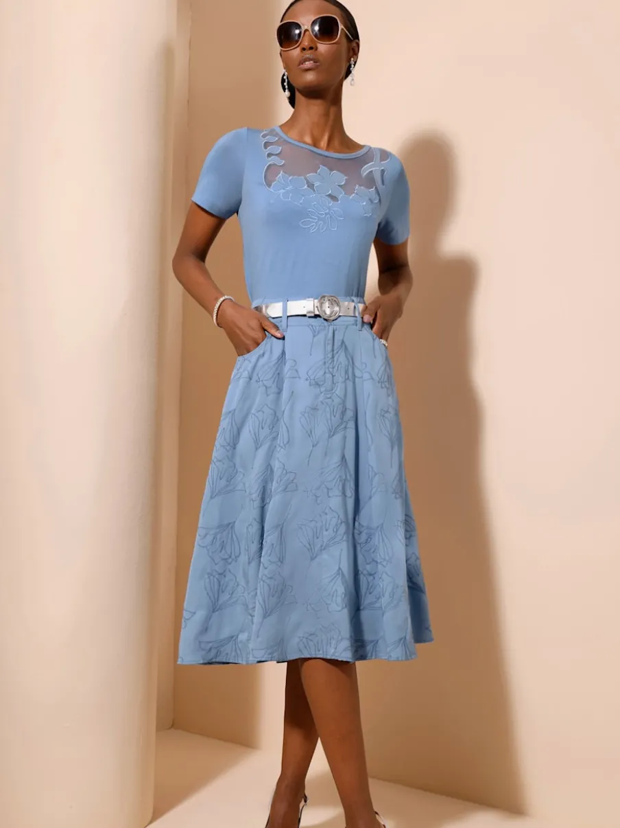 T-shirt à manches courtes en viscose avec empiècement en maille transparent