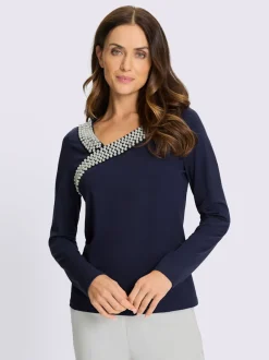 T-shirt à manches longues avec encolure et perles décoratives