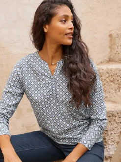 T-shirt à manches longues en coton avec col V et motif graphique
