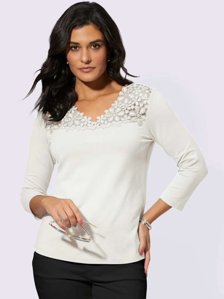 T-shirts avec col en V et dentelle florale charmante