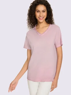 T-shirts avec col en V et manches courtes frangées
