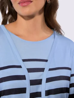 T-shirts et veste légers à rayures sportives assorties