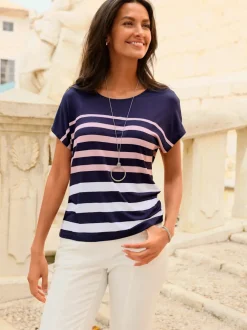 T-shirts et veste légers à rayures sportives assorties