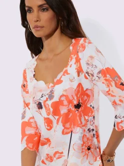 T-shirts à manches 3/4 motifs fleuris fins détails ondulés