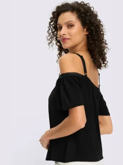 T-shirt évasé à encolure Carmen avec bretelles en dentelle