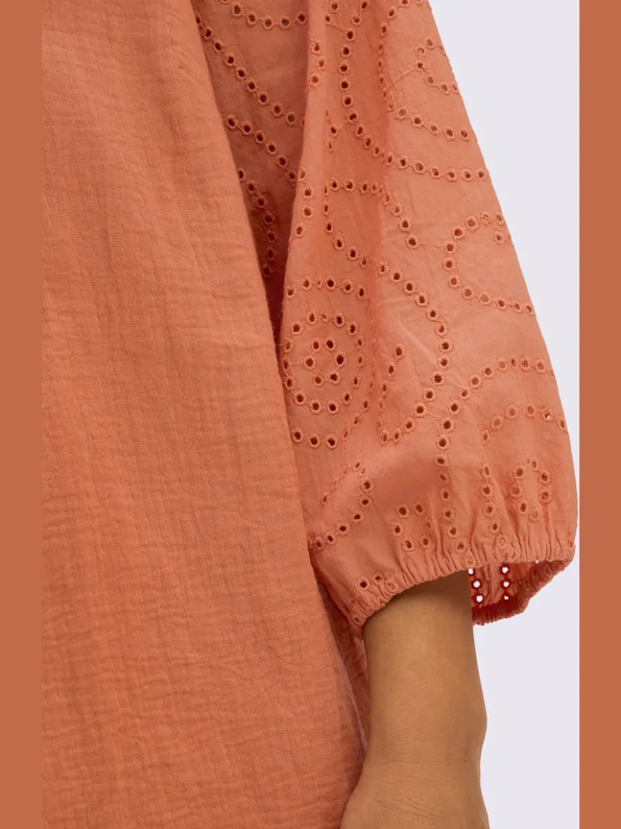Tunique broderie ton sur ton