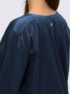 Tunique en satin élégant