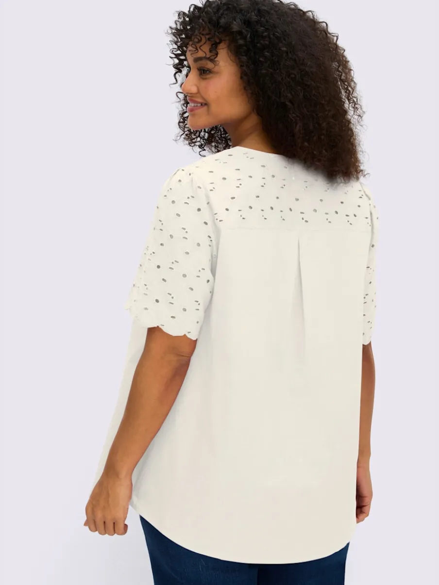 Tunique motif ajouré délicat