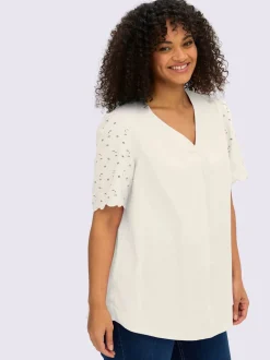 Tunique motif ajouré délicat
