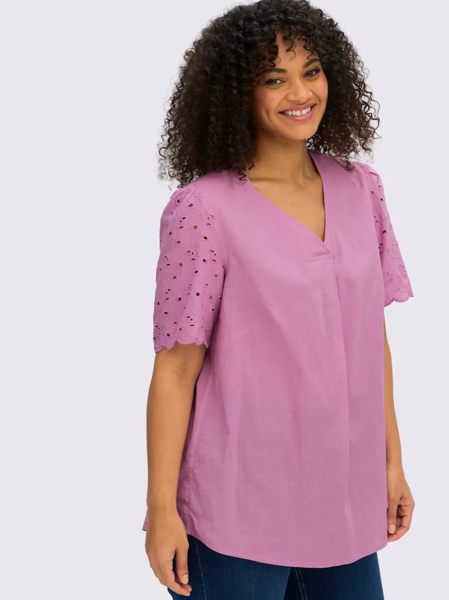Tunique motif ajouré délicat