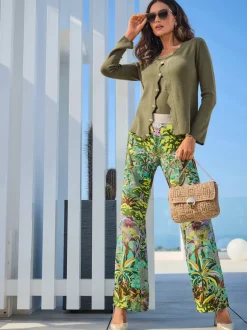 Twinset avec col V manches longues et boutons fantaisie